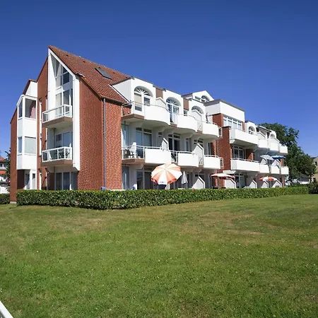 Haus Seeblick Fischbroetchen * Kellenhusen