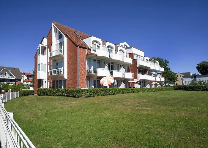 Haus Seeblick Fischbroetchen * Kellenhusen